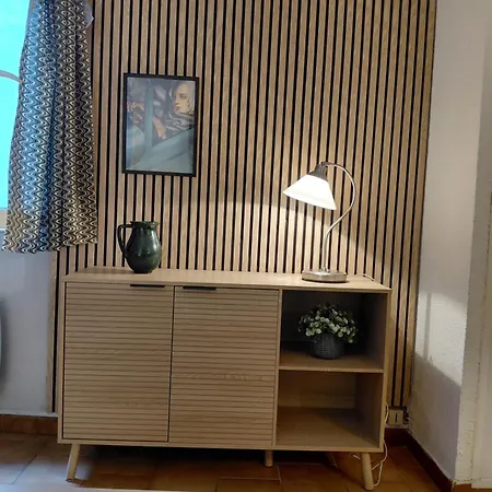Apartment Tres Bien , Coeur De Historique , T2 Narbonne